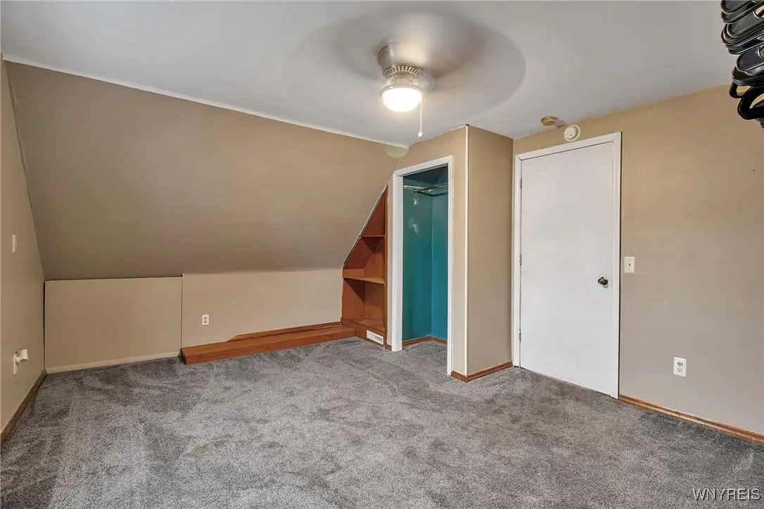 19 Crestwood Place, Cheektowaga, New York 14225, Cheektowaga, New York 14225, 4 Bedrooms Bedrooms, 9 Rooms Rooms,1 BathroomBathrooms,Residential,For Sale,19 Crestwood Place, Cheektowaga, New York 14225,0,B1651108