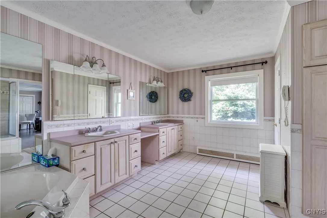 21275 County Route 63, Watertown Town, New York 13, Watertown Town, New York 13601, 4 Bedrooms Bedrooms, 10 Rooms Rooms,3 BathroomsBathrooms,Residential,For Sale,21275 County Route 63, Watertown Town, New York 13,0,S1651128