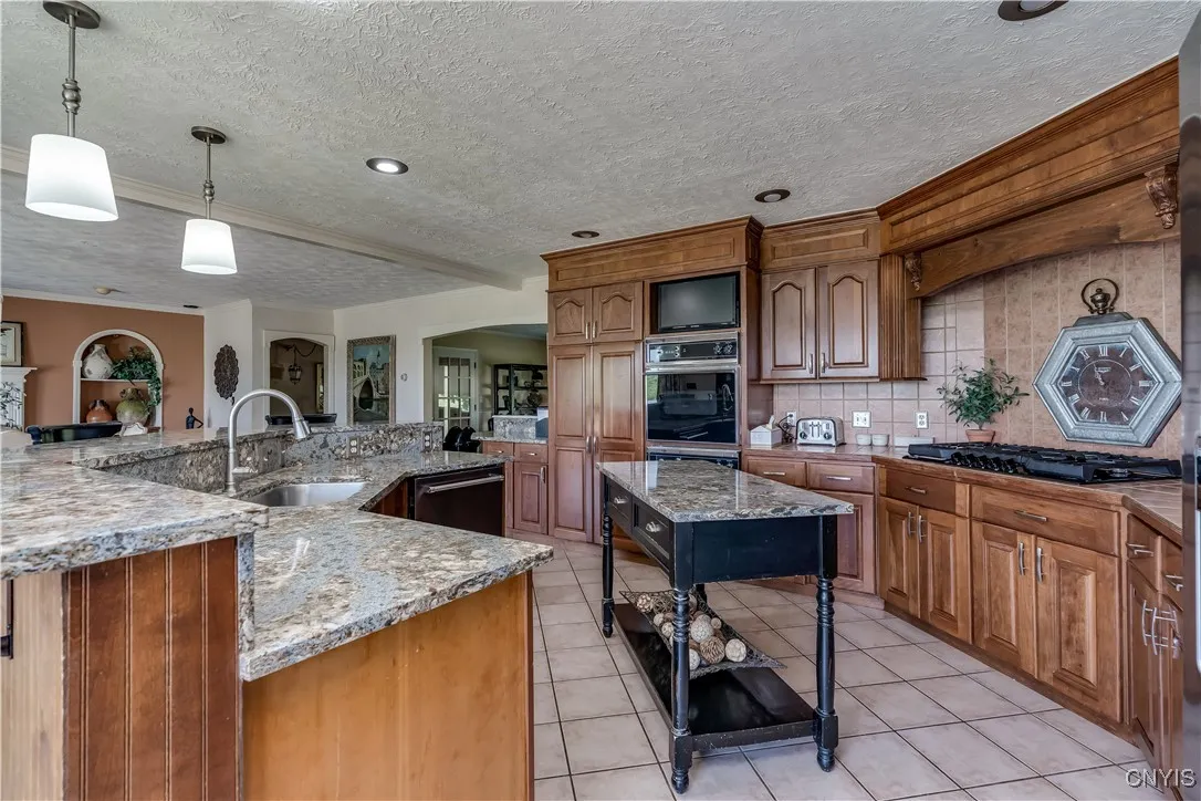 21275 County Route 63, Watertown Town, New York 13, Watertown Town, New York 13601, 4 Bedrooms Bedrooms, 10 Rooms Rooms,3 BathroomsBathrooms,Residential,For Sale,21275 County Route 63, Watertown Town, New York 13,0,S1651128