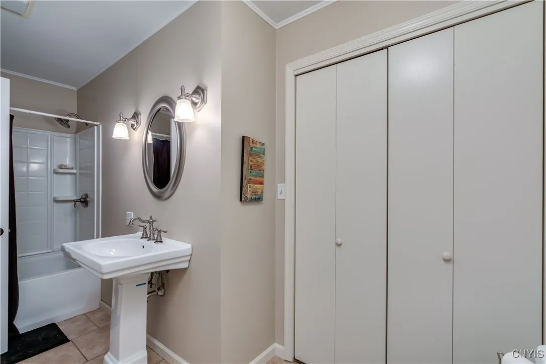 21275 County Route 63, Watertown Town, New York 13, Watertown Town, New York 13601, 4 Bedrooms Bedrooms, 10 Rooms Rooms,3 BathroomsBathrooms,Residential,For Sale,21275 County Route 63, Watertown Town, New York 13,0,S1651128