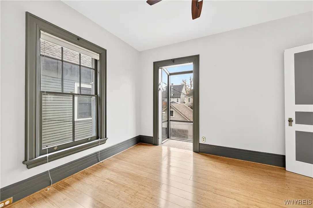 825 Auburn Avenue, Buffalo, New York 14222, Buffalo, New York 14222, 4 Bedrooms Bedrooms, 9 Rooms Rooms,2 BathroomsBathrooms,Residential,For Sale,825 Auburn Avenue, Buffalo, New York 14222,0,B1647885