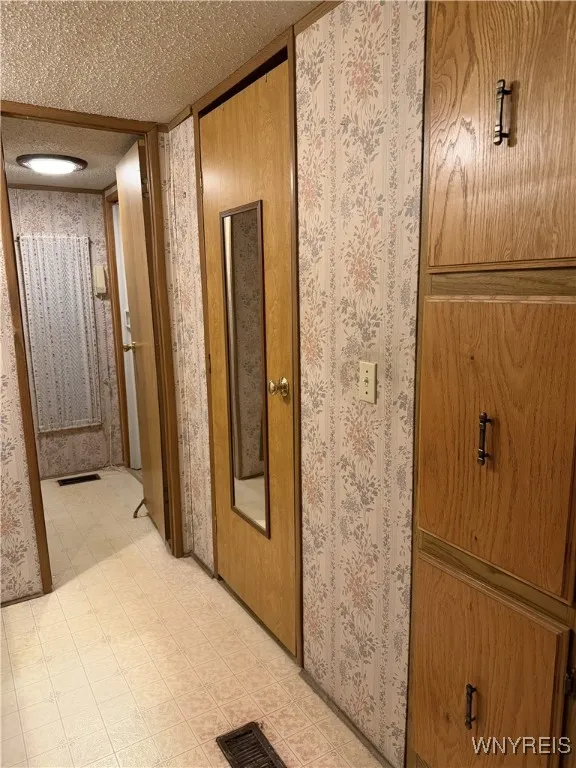 57 Lorraine Place, West Seneca, New York 14224, West Seneca, New York 14224, 3 Bedrooms Bedrooms, 11 Rooms Rooms,2 BathroomsBathrooms,Residential,For Sale,57 Lorraine Place, West Seneca, New York 14224,0,B1651199