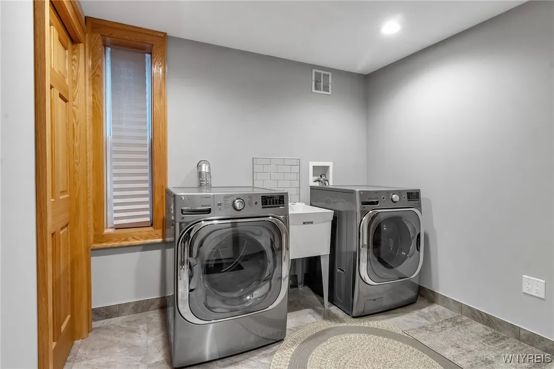 375 Plymouth Avenue, Buffalo, New York 14213, Buffalo, New York 14213, 4 Bedrooms Bedrooms, ,2 BathroomsBathrooms,Residential,For Sale,375 Plymouth Avenue, Buffalo, New York 14213,0,B1651200