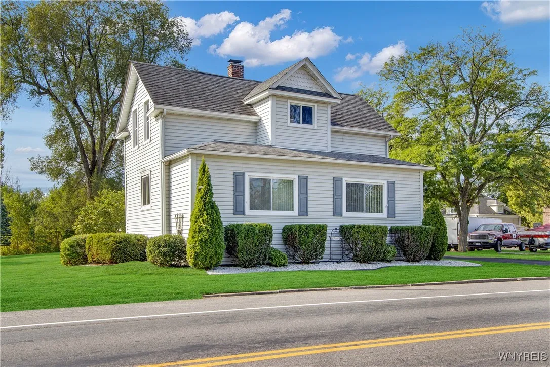 2454 Niagara Road, Wheatfield, New York 14304, Wheatfield, New York 14304, 6 Bedrooms Bedrooms, ,2 BathroomsBathrooms,Residential,For Sale,2454 Niagara Road, Wheatfield, New York 14304,0,B1651225