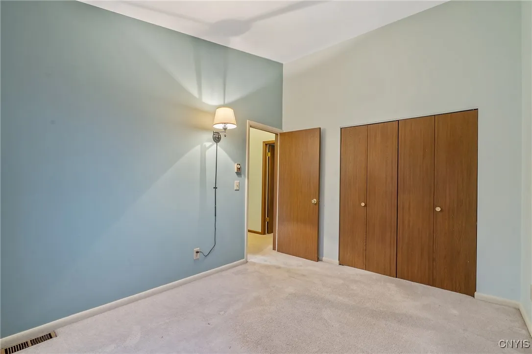118 Feldspar Drive, Camillus, New York 13219, Camillus, New York 13219, 3 Bedrooms Bedrooms, 8 Rooms Rooms,1 BathroomBathrooms,Residential,For Sale,118 Feldspar Drive, Camillus, New York 13219,0,S1649693