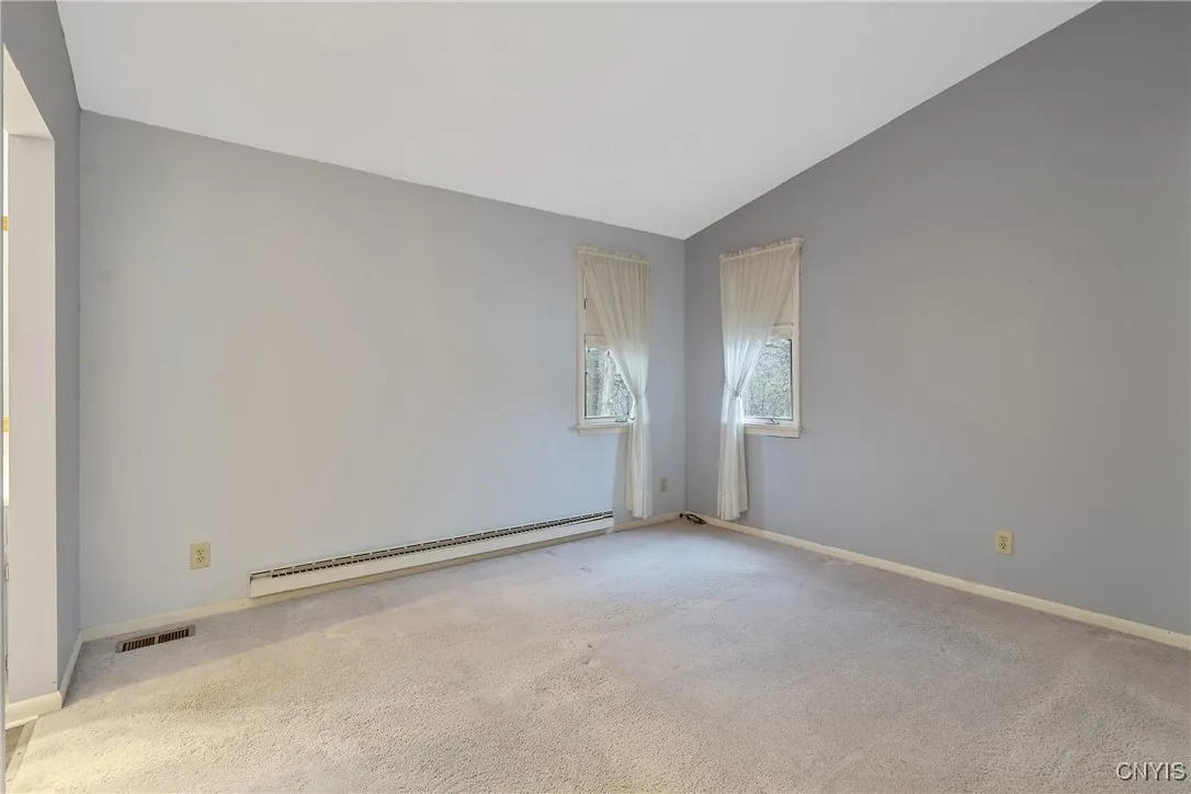 118 Feldspar Drive, Camillus, New York 13219, Camillus, New York 13219, 3 Bedrooms Bedrooms, 8 Rooms Rooms,1 BathroomBathrooms,Residential,For Sale,118 Feldspar Drive, Camillus, New York 13219,0,S1649693