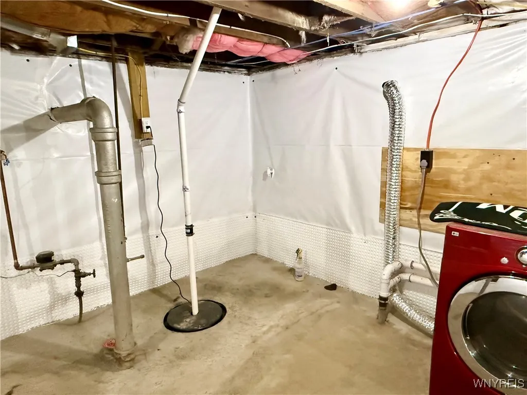 1717 Whitney Avenue, Niagara Falls, New York 14301, Niagara Falls, New York 14301, 4 Bedrooms Bedrooms, 9 Rooms Rooms,2 BathroomsBathrooms,Residential,For Sale,1717 Whitney Avenue, Niagara Falls, New York 14301,0,B1651110