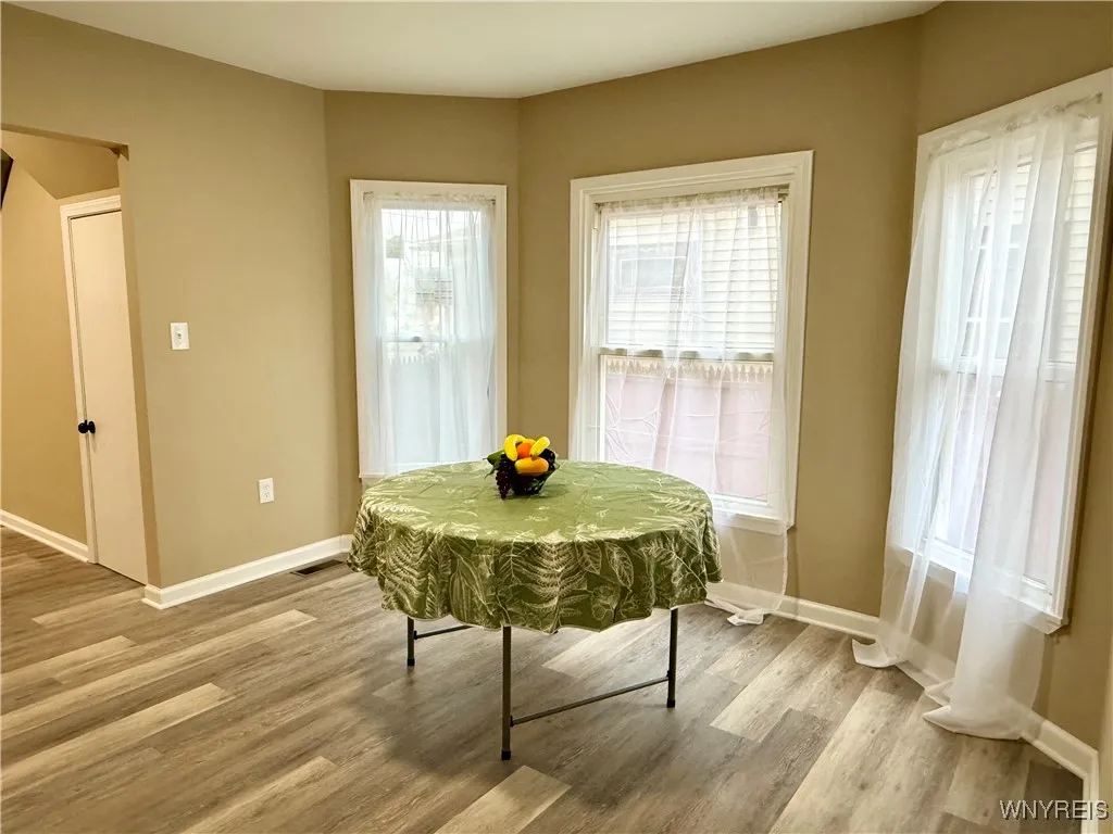 1717 Whitney Avenue, Niagara Falls, New York 14301, Niagara Falls, New York 14301, 4 Bedrooms Bedrooms, 9 Rooms Rooms,2 BathroomsBathrooms,Residential,For Sale,1717 Whitney Avenue, Niagara Falls, New York 14301,0,B1651110