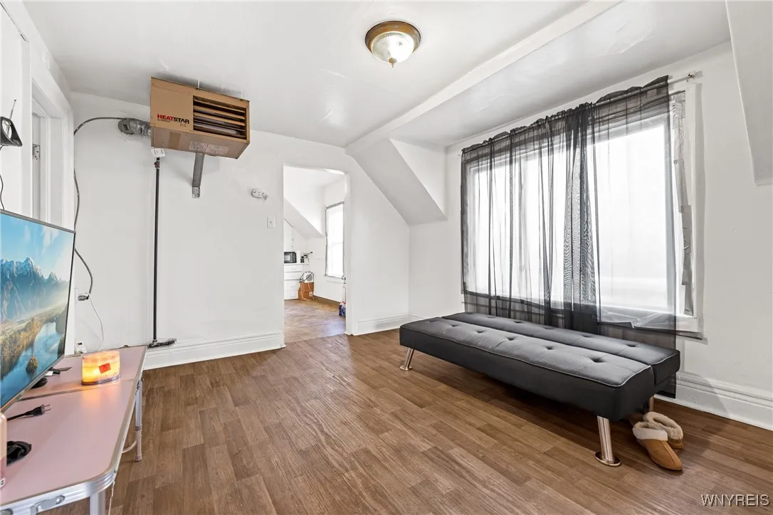 152 Zelmer Street, Buffalo, New York 14211, Buffalo, New York 14211, 5 Bedrooms Bedrooms, ,2 BathroomsBathrooms,Residential,For Sale,152 Zelmer Street, Buffalo, New York 14211,0,B1651236