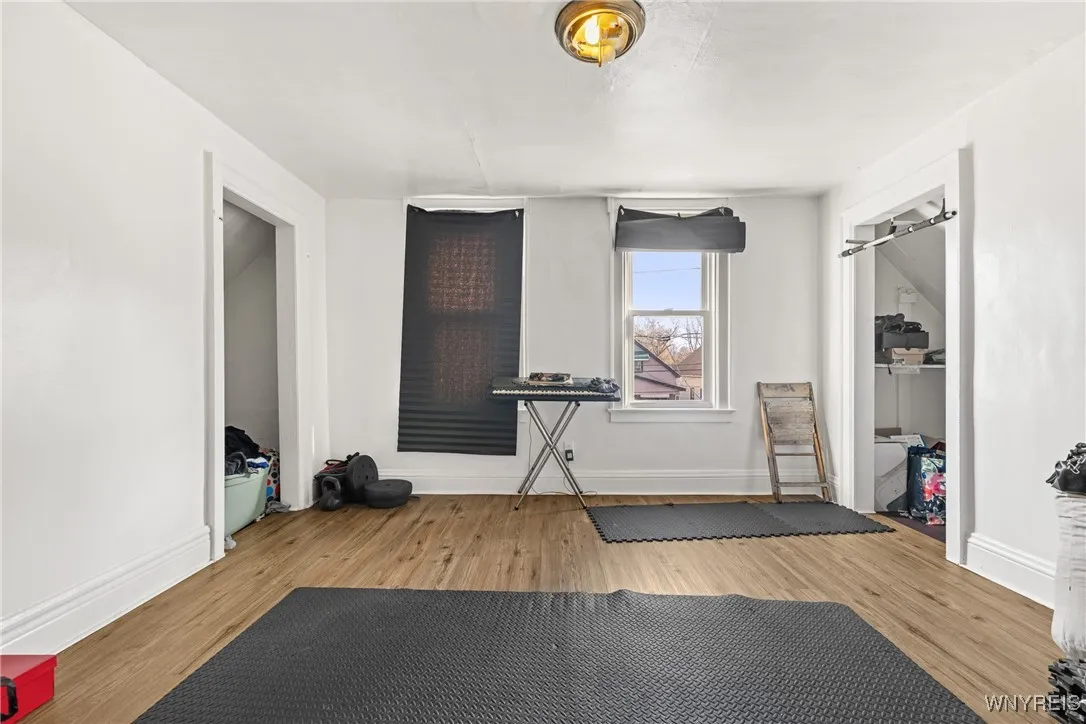 152 Zelmer Street, Buffalo, New York 14211, Buffalo, New York 14211, 5 Bedrooms Bedrooms, ,2 BathroomsBathrooms,Residential,For Sale,152 Zelmer Street, Buffalo, New York 14211,0,B1651236