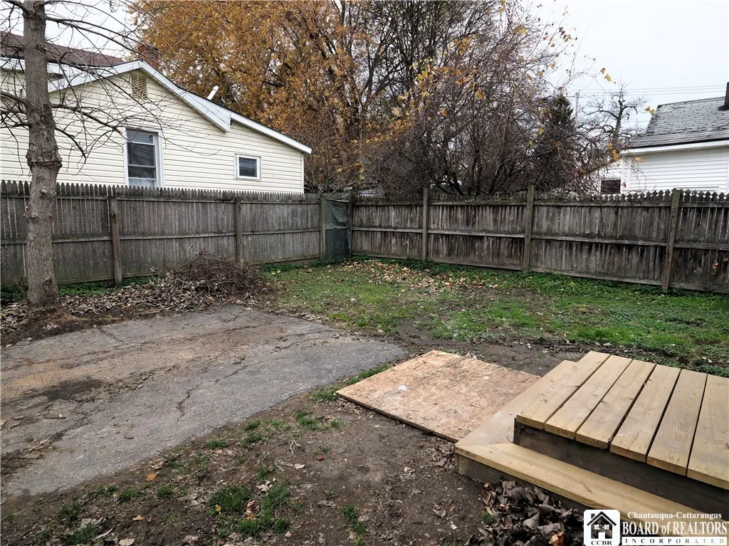 83 West 2nd Street, Dunkirk, New York 14048, Dunkirk, New York 14048, 4 Bedrooms Bedrooms, 8 Rooms Rooms,1 BathroomBathrooms,Residential,For Sale,83 West 2nd Street, Dunkirk, New York 14048,0,R1651218