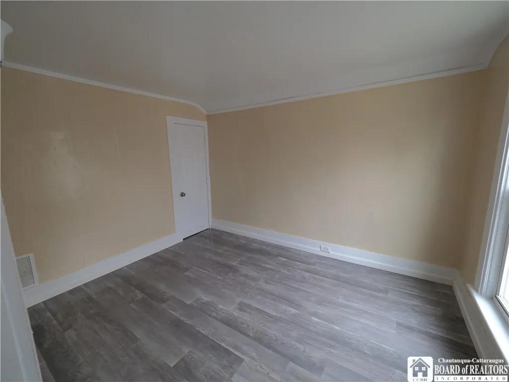 83 West 2nd Street, Dunkirk, New York 14048, Dunkirk, New York 14048, 4 Bedrooms Bedrooms, 8 Rooms Rooms,1 BathroomBathrooms,Residential,For Sale,83 West 2nd Street, Dunkirk, New York 14048,0,R1651218