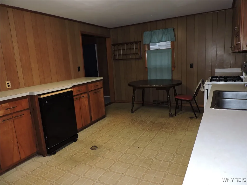 101 Pearl Street, Concord, New York 14141, Concord, New York 14141, 3 Bedrooms Bedrooms, 6 Rooms Rooms,1 BathroomBathrooms,Residential,For Sale,101 Pearl Street, Concord, New York 14141,0,B1651259