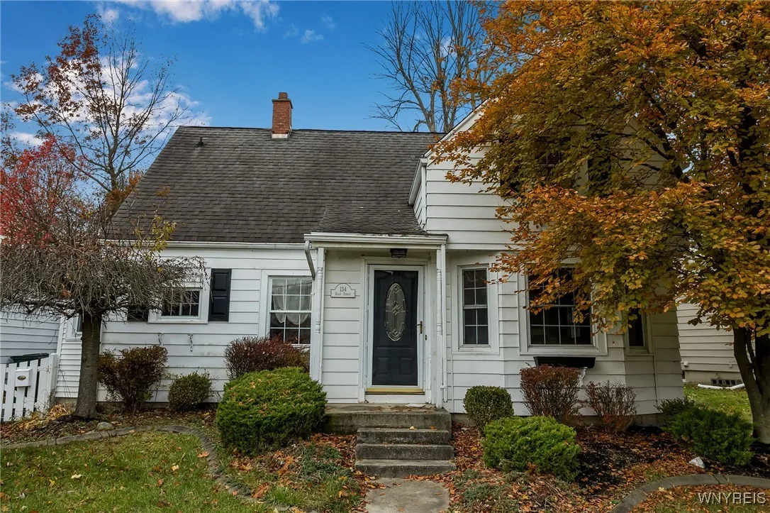 134 Reist Street, Amherst, New York 14221, Amherst, New York 14221, 3 Bedrooms Bedrooms, 7 Rooms Rooms,1 BathroomBathrooms,Residential,For Sale,134 Reist Street, Amherst, New York 14221,0,B1651282