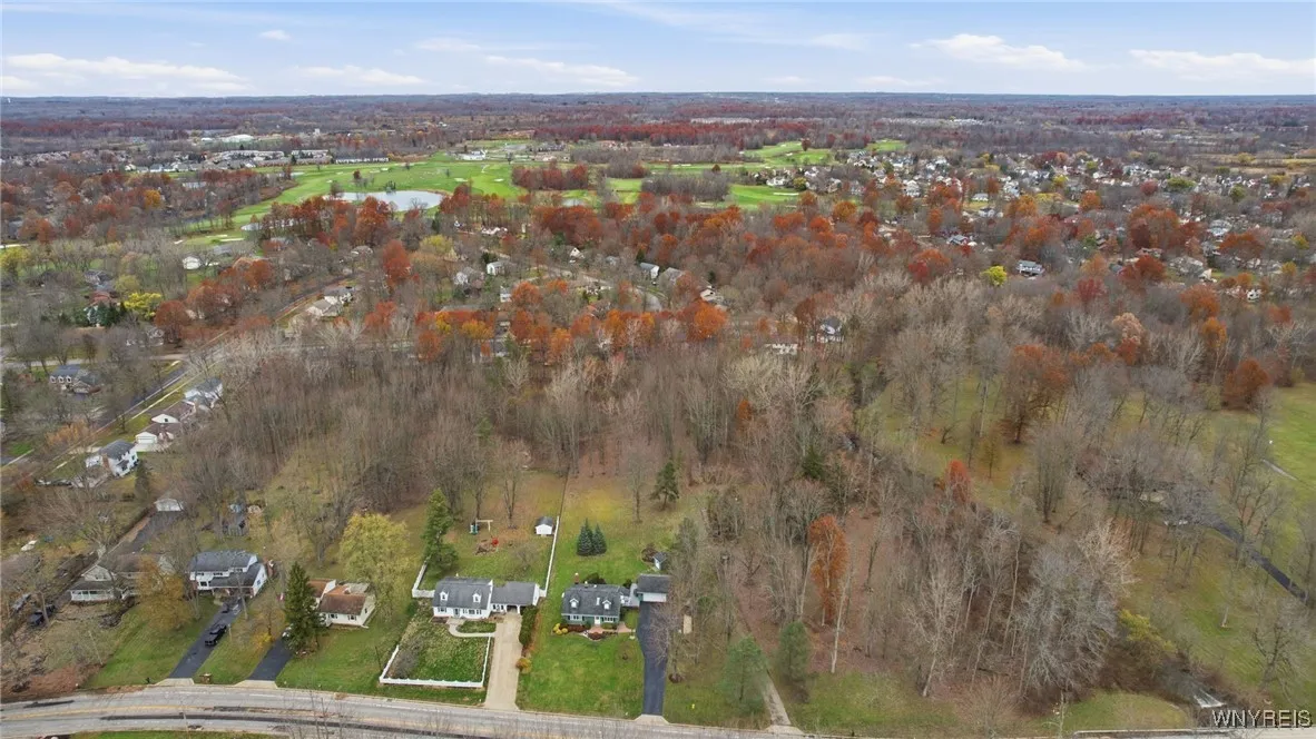 2420 Dodge Road, Amherst, New York 14051, Amherst, New York 14051, 3 Bedrooms Bedrooms, 6 Rooms Rooms,3 BathroomsBathrooms,Residential,For Sale,2420 Dodge Road, Amherst, New York 14051,0,B1650794