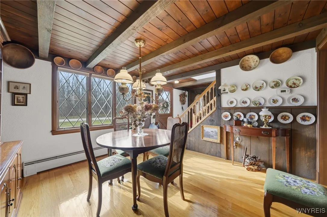 2420 Dodge Road, Amherst, New York 14051, Amherst, New York 14051, 3 Bedrooms Bedrooms, 6 Rooms Rooms,3 BathroomsBathrooms,Residential,For Sale,2420 Dodge Road, Amherst, New York 14051,0,B1650794