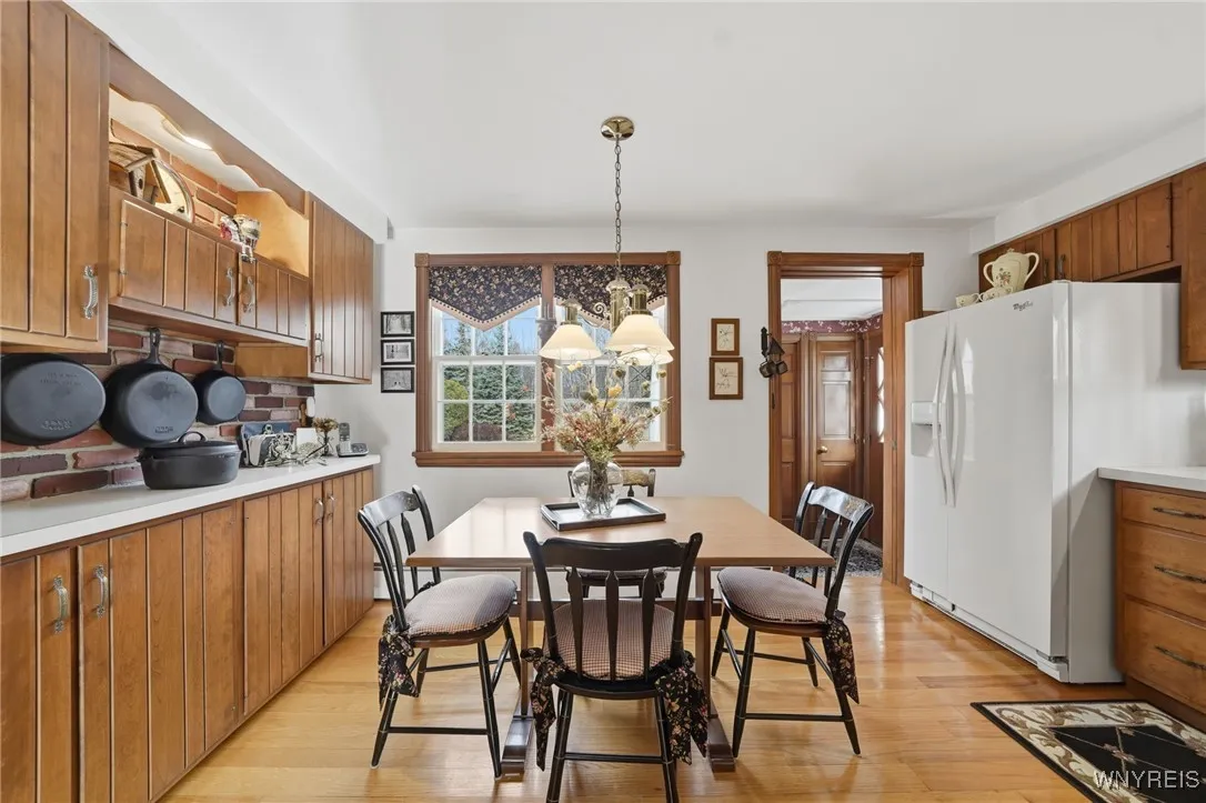 2420 Dodge Road, Amherst, New York 14051, Amherst, New York 14051, 3 Bedrooms Bedrooms, 6 Rooms Rooms,3 BathroomsBathrooms,Residential,For Sale,2420 Dodge Road, Amherst, New York 14051,0,B1650794