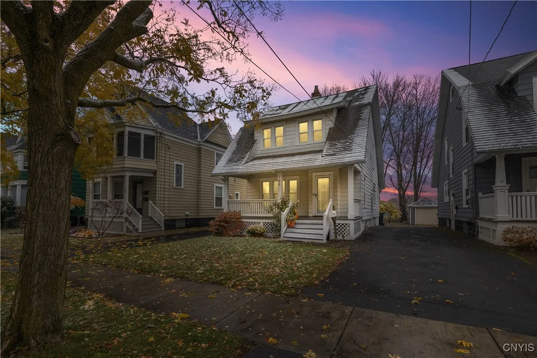 144 Durston Avenue, Syracuse, New York 13203, Syracuse, New York 13203, 4 Bedrooms Bedrooms, 10 Rooms Rooms,2 BathroomsBathrooms,Residential Lease,Closed,144 Durston Avenue, Syracuse, New York 13203,0,S1650061