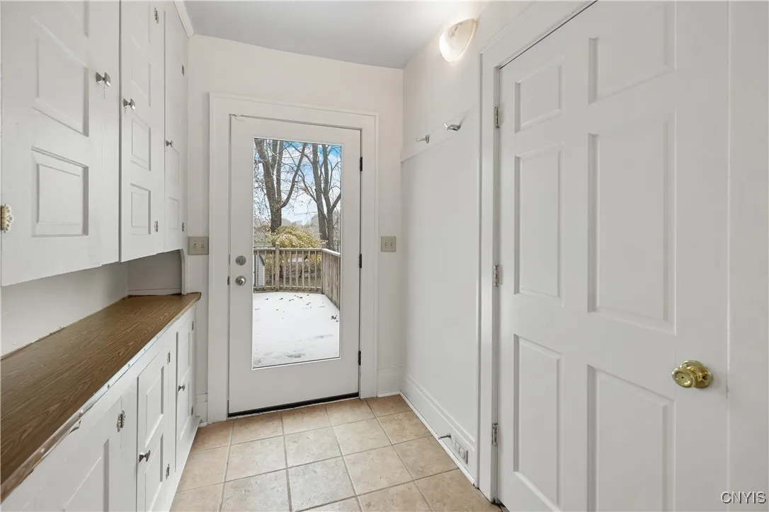 144 Durston Avenue, Syracuse, New York 13203, Syracuse, New York 13203, 4 Bedrooms Bedrooms, 10 Rooms Rooms,2 BathroomsBathrooms,Residential Lease,Closed,144 Durston Avenue, Syracuse, New York 13203,0,S1650061