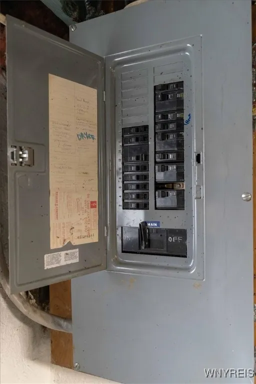 1315 Maple Avenue, Niagara Falls, New York 14305, Niagara Falls, New York 14305, 3 Bedrooms Bedrooms, 8 Rooms Rooms,1 BathroomBathrooms,Residential,For Sale,1315 Maple Avenue, Niagara Falls, New York 14305,0,B1651134