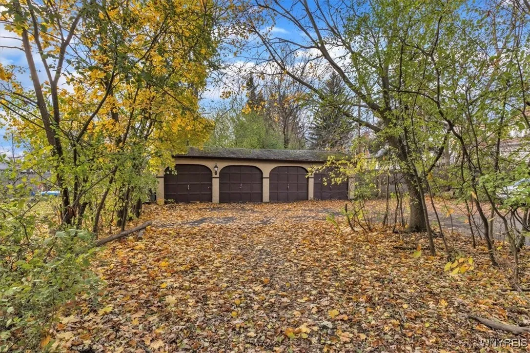 1315 Maple Avenue, Niagara Falls, New York 14305, Niagara Falls, New York 14305, 3 Bedrooms Bedrooms, 8 Rooms Rooms,1 BathroomBathrooms,Residential,For Sale,1315 Maple Avenue, Niagara Falls, New York 14305,0,B1651134