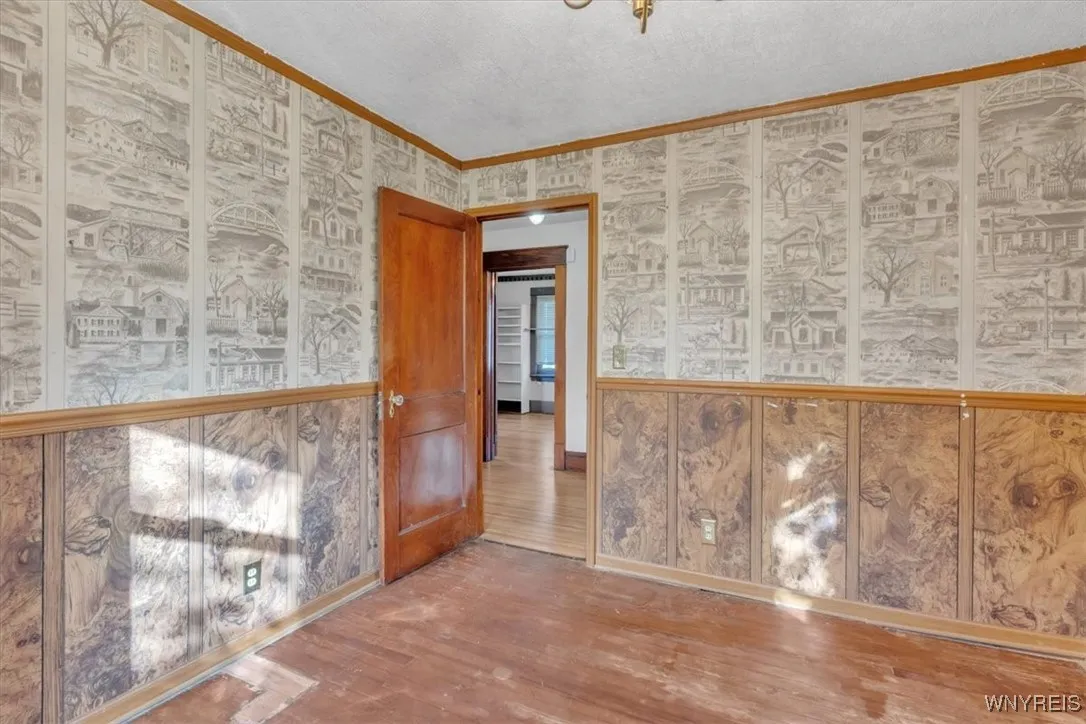 1315 Maple Avenue, Niagara Falls, New York 14305, Niagara Falls, New York 14305, 3 Bedrooms Bedrooms, 8 Rooms Rooms,1 BathroomBathrooms,Residential,For Sale,1315 Maple Avenue, Niagara Falls, New York 14305,0,B1651134