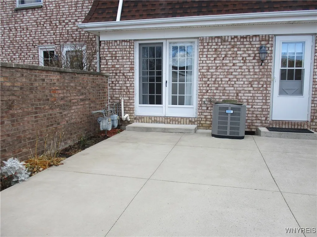 105 Carriage Drive 7, Orchard Park, New York 14127, Orchard Park, New York 14127, 3 Bedrooms Bedrooms, 7 Rooms Rooms,1 BathroomBathrooms,Residential,For Sale,105 Carriage Drive 7, Orchard Park, New York 14127,0,B1651307