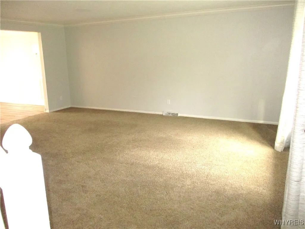 105 Carriage Drive 7, Orchard Park, New York 14127, Orchard Park, New York 14127, 3 Bedrooms Bedrooms, 7 Rooms Rooms,1 BathroomBathrooms,Residential,For Sale,105 Carriage Drive 7, Orchard Park, New York 14127,0,B1651307