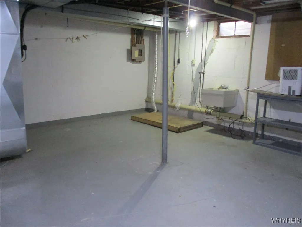 105 Carriage Drive 7, Orchard Park, New York 14127, Orchard Park, New York 14127, 3 Bedrooms Bedrooms, 7 Rooms Rooms,1 BathroomBathrooms,Residential,For Sale,105 Carriage Drive 7, Orchard Park, New York 14127,0,B1651307