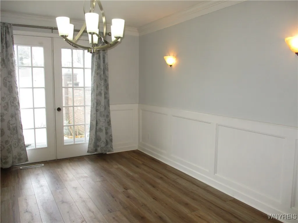 105 Carriage Drive 7, Orchard Park, New York 14127, Orchard Park, New York 14127, 3 Bedrooms Bedrooms, 7 Rooms Rooms,1 BathroomBathrooms,Residential,For Sale,105 Carriage Drive 7, Orchard Park, New York 14127,0,B1651307