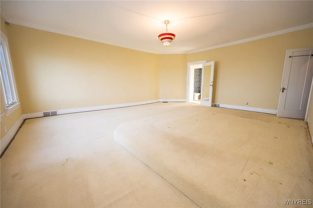 5198 Lake Shore Road, Hamburg, New York 14075, Hamburg, New York 14075, 5 Bedrooms Bedrooms, 12 Rooms Rooms,3 BathroomsBathrooms,Residential,For Sale,5198 Lake Shore Road, Hamburg, New York 14075,0,B1649839