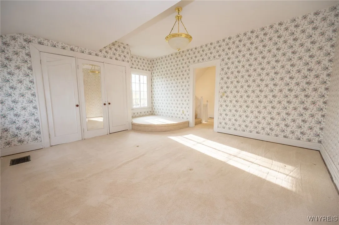 5198 Lake Shore Road, Hamburg, New York 14075, Hamburg, New York 14075, 5 Bedrooms Bedrooms, 12 Rooms Rooms,3 BathroomsBathrooms,Residential,For Sale,5198 Lake Shore Road, Hamburg, New York 14075,0,B1649839