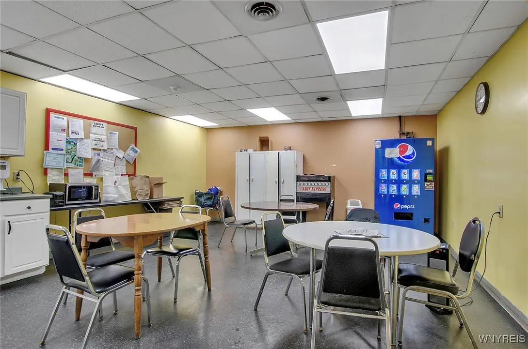501 Amherst Street, Buffalo, New York 14207, Buffalo, New York 14207, ,Commercial Lease,For Rent,501 Amherst Street, Buffalo, New York 14207,0,B1651366
