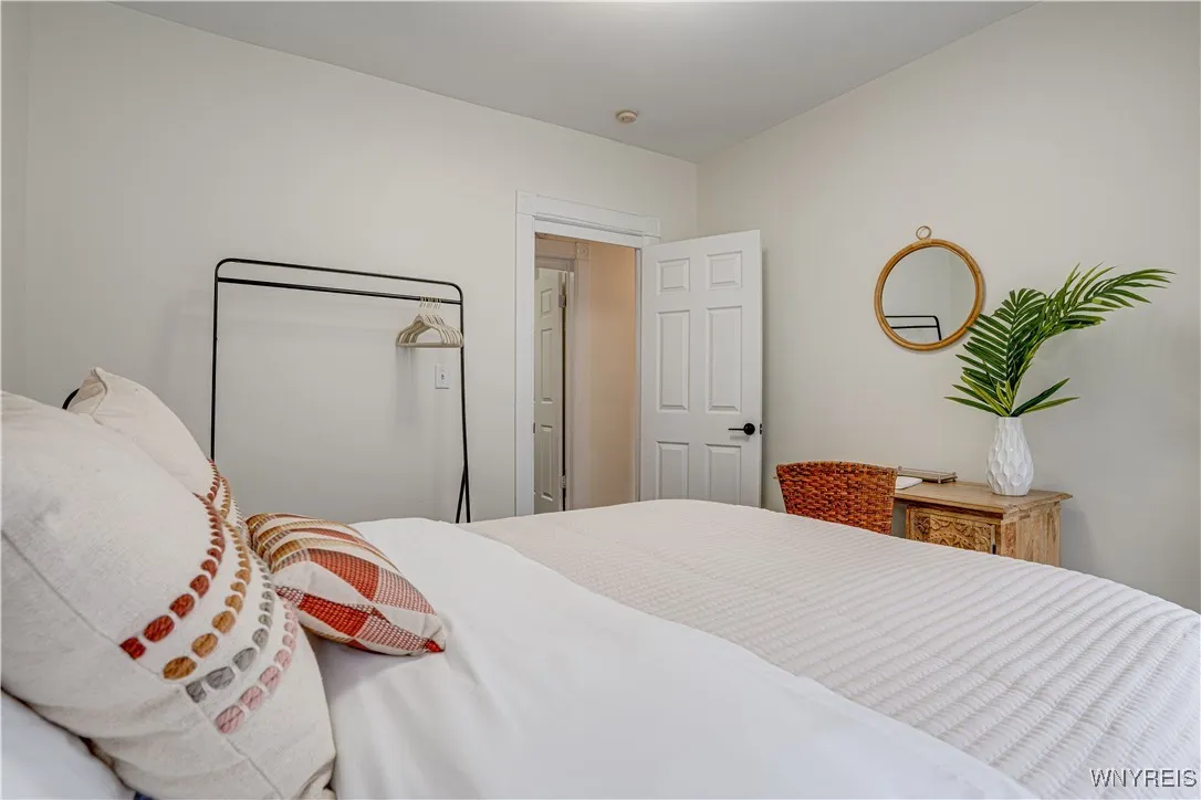 936 West Ferry Street N, Buffalo, New York 14209, Buffalo, New York 14209, 2 Bedrooms Bedrooms, 6 Rooms Rooms,1 BathroomBathrooms,Residential,For Sale,936 West Ferry Street N, Buffalo, New York 14209,0,B1651289