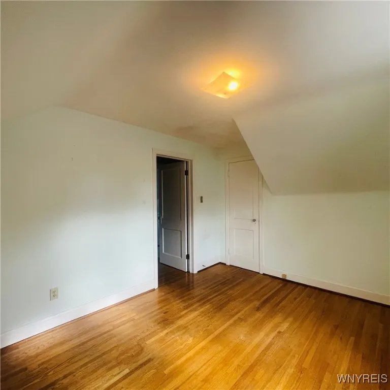 82 Onondaga Ave, West Seneca, New York 14220, West Seneca, New York 14220, 4 Bedrooms Bedrooms, 7 Rooms Rooms,1 BathroomBathrooms,Residential,For Sale,82 Onondaga Ave, West Seneca, New York 14220,0,B1651181