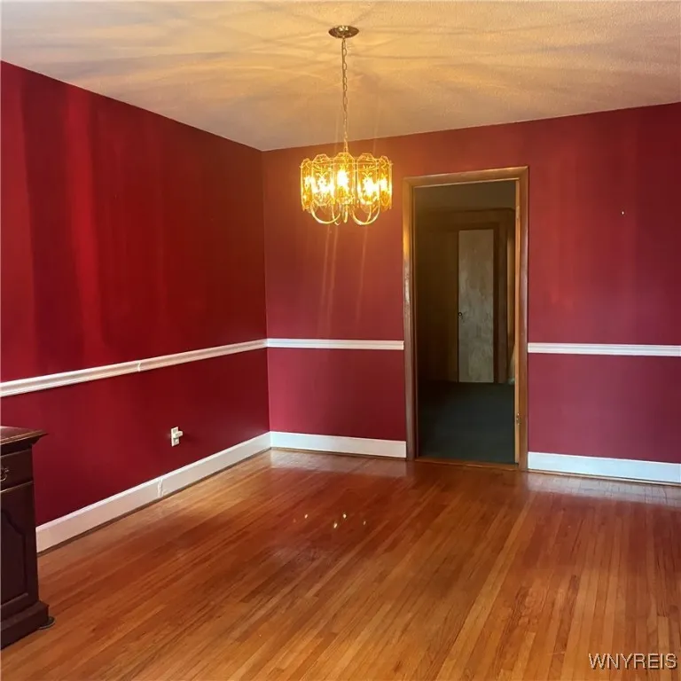 82 Onondaga Ave, West Seneca, New York 14220, West Seneca, New York 14220, 4 Bedrooms Bedrooms, 7 Rooms Rooms,1 BathroomBathrooms,Residential,For Sale,82 Onondaga Ave, West Seneca, New York 14220,0,B1651181