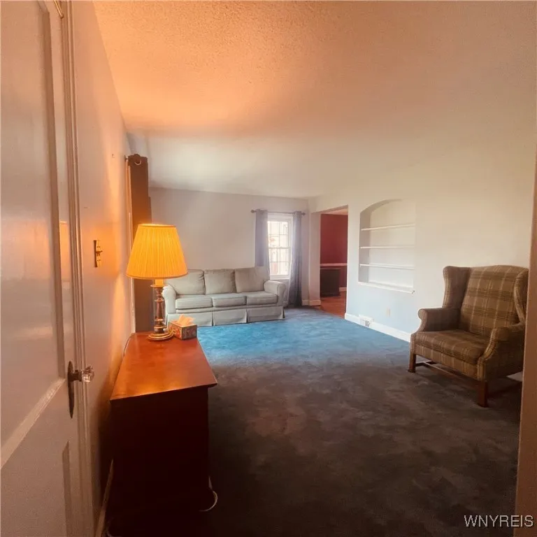82 Onondaga Ave, West Seneca, New York 14220, West Seneca, New York 14220, 4 Bedrooms Bedrooms, 7 Rooms Rooms,1 BathroomBathrooms,Residential,For Sale,82 Onondaga Ave, West Seneca, New York 14220,0,B1651181