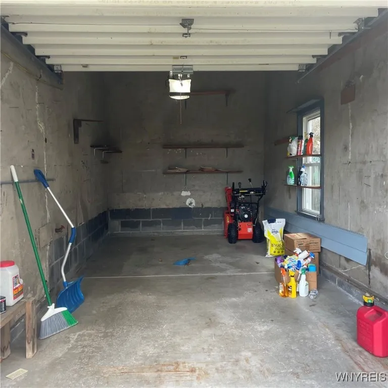 82 Onondaga Ave, West Seneca, New York 14220, West Seneca, New York 14220, 4 Bedrooms Bedrooms, 7 Rooms Rooms,1 BathroomBathrooms,Residential,For Sale,82 Onondaga Ave, West Seneca, New York 14220,0,B1651181