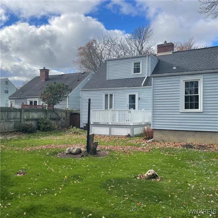 82 Onondaga Ave, West Seneca, New York 14220, West Seneca, New York 14220, 4 Bedrooms Bedrooms, 7 Rooms Rooms,1 BathroomBathrooms,Residential,For Sale,82 Onondaga Ave, West Seneca, New York 14220,0,B1651181