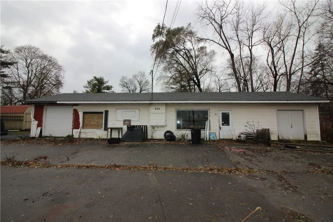 622 East Main Street, Palmyra, New York 14522, Palmyra, New York 14522, ,Commercial Sale,For Sale,622 East Main Street, Palmyra, New York 14522,0,R1648599