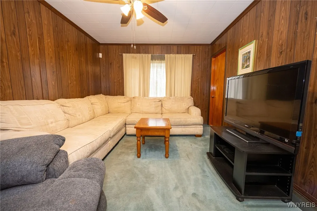 15 Central Avenue, Buffalo, New York 14206, Buffalo, New York 14206, 4 Bedrooms Bedrooms, 8 Rooms Rooms,1 BathroomBathrooms,Residential,For Sale,15 Central Avenue, Buffalo, New York 14206,0,B1651380