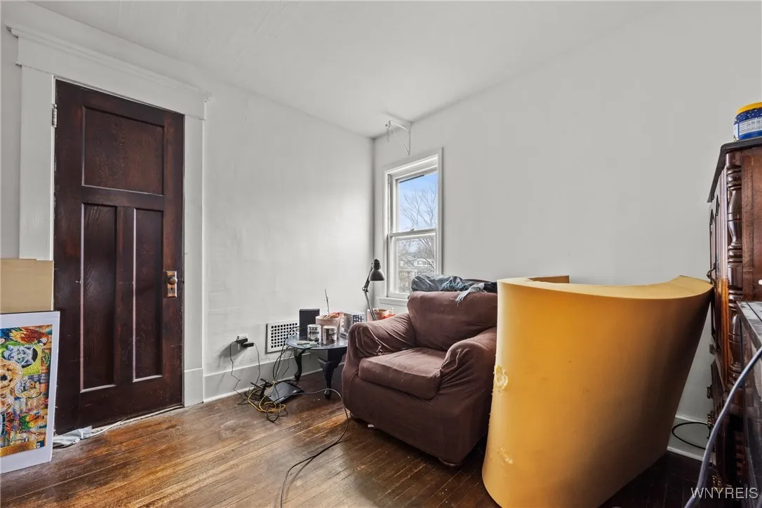 129 Armin Place, Buffalo, New York 14210, Buffalo, New York 14210, 3 Bedrooms Bedrooms, 7 Rooms Rooms,1 BathroomBathrooms,Residential,For Sale,129 Armin Place, Buffalo, New York 14210,0,B1651419