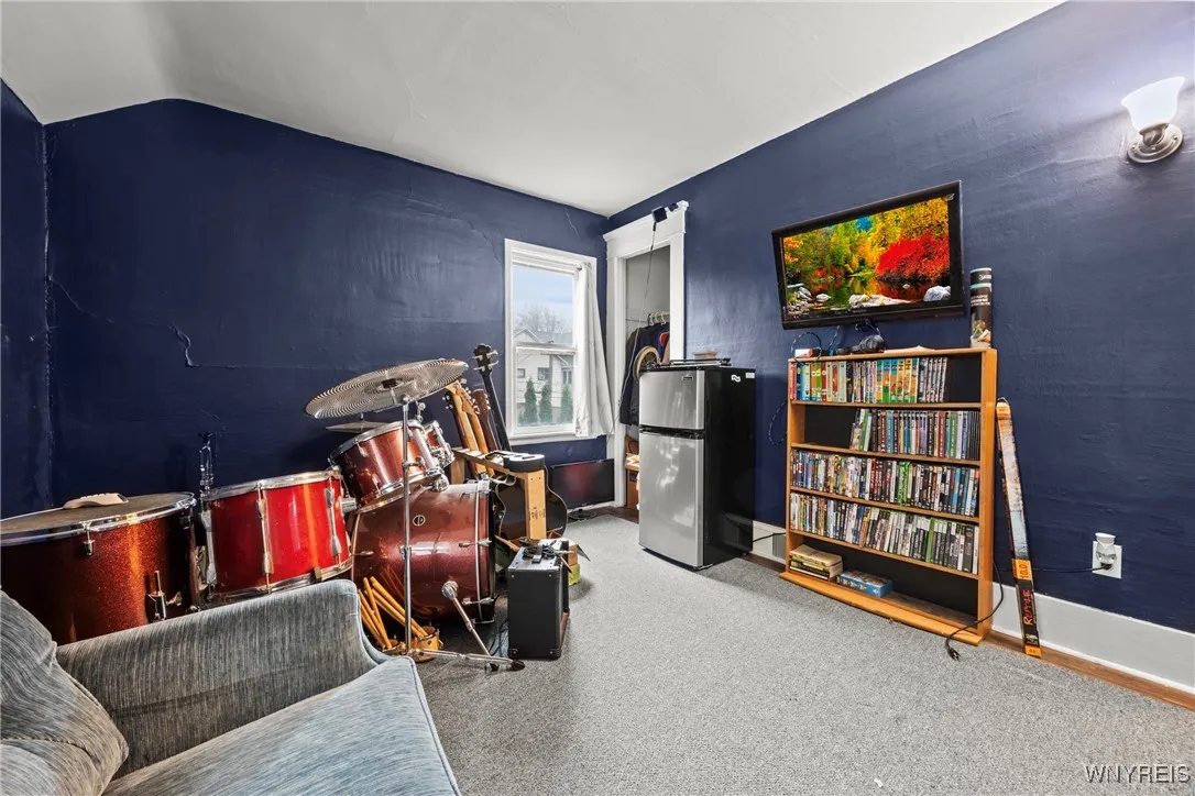 129 Armin Place, Buffalo, New York 14210, Buffalo, New York 14210, 3 Bedrooms Bedrooms, 7 Rooms Rooms,1 BathroomBathrooms,Residential,For Sale,129 Armin Place, Buffalo, New York 14210,0,B1651419