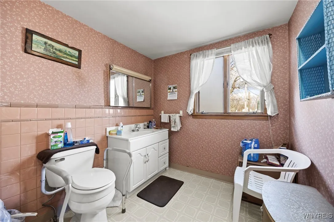 Second Floor Bathroom