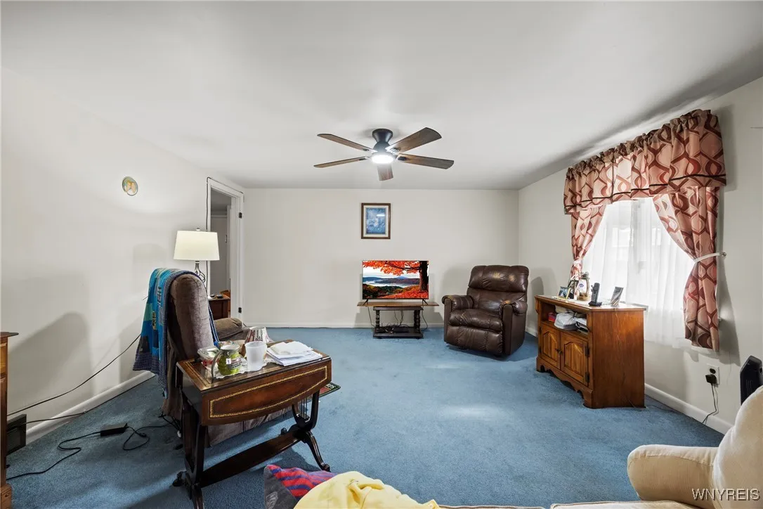 Second Floor Living Room/Bedroom 2