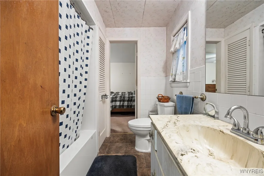 First Floor Bathroom