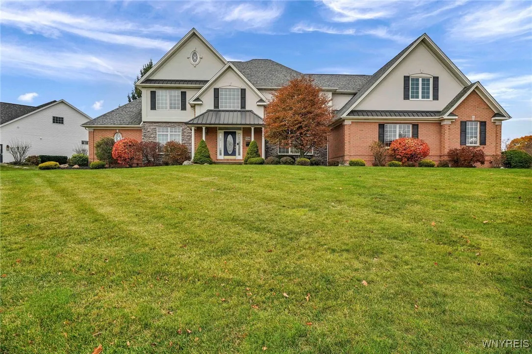 5294 Briercliff Drive, Hamburg, New York 14075, Hamburg, New York 14075, 5 Bedrooms Bedrooms, 14 Rooms Rooms,3 BathroomsBathrooms,Residential,Closed,5294 Briercliff Drive, Hamburg, New York 14075,0,B1643858