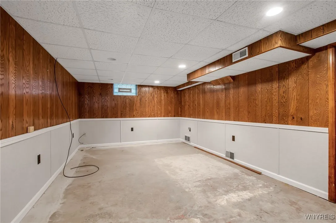 21 Waverly Avenue, Tonawanda, New York 14217, Tonawanda, New York 14217, 3 Bedrooms Bedrooms, 6 Rooms Rooms,1 BathroomBathrooms,Residential Lease,For Rent,21 Waverly Avenue, Tonawanda, New York 14217,0,B1646468