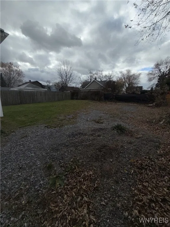 25 Kent Street, Hamburg, New York 14219, Hamburg, New York 14219, 5 Bedrooms Bedrooms, ,2 BathroomsBathrooms,Residential,For Sale,25 Kent Street, Hamburg, New York 14219,0,B1650171