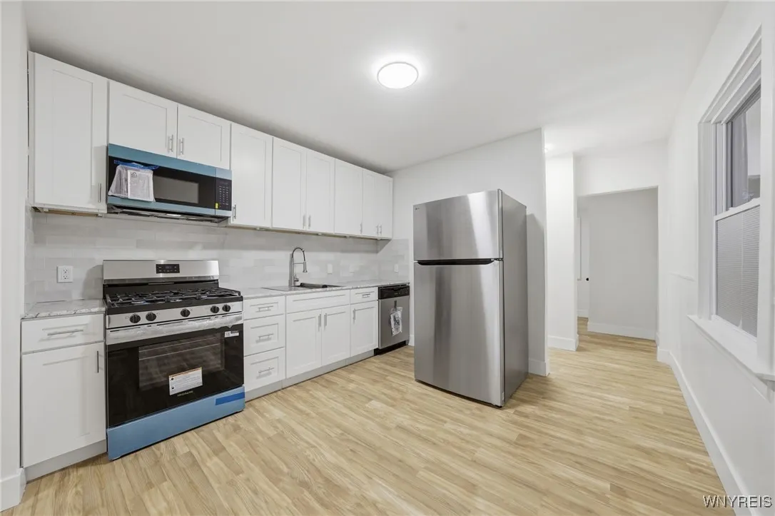 34 2nd Avenue, North Tonawanda, New York 14120, North Tonawanda, New York 14120, 3 Bedrooms Bedrooms, 5 Rooms Rooms,1 BathroomBathrooms,Residential,For Sale,34 2nd Avenue, North Tonawanda, New York 14120,0,B1651531